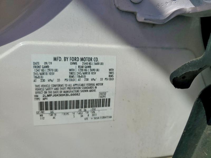 2019 Lincoln Nautilus Select