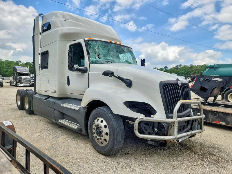 2020 International LT625 Semi Truck