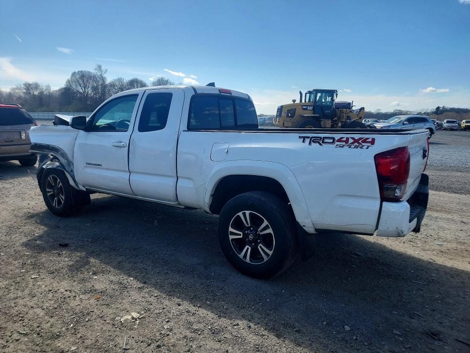 2016 Toyota Tacoma TRD Sport