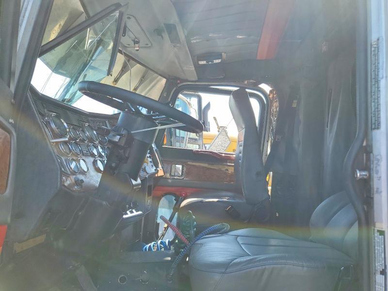 1995 Peterbilt 379 Semi Truck