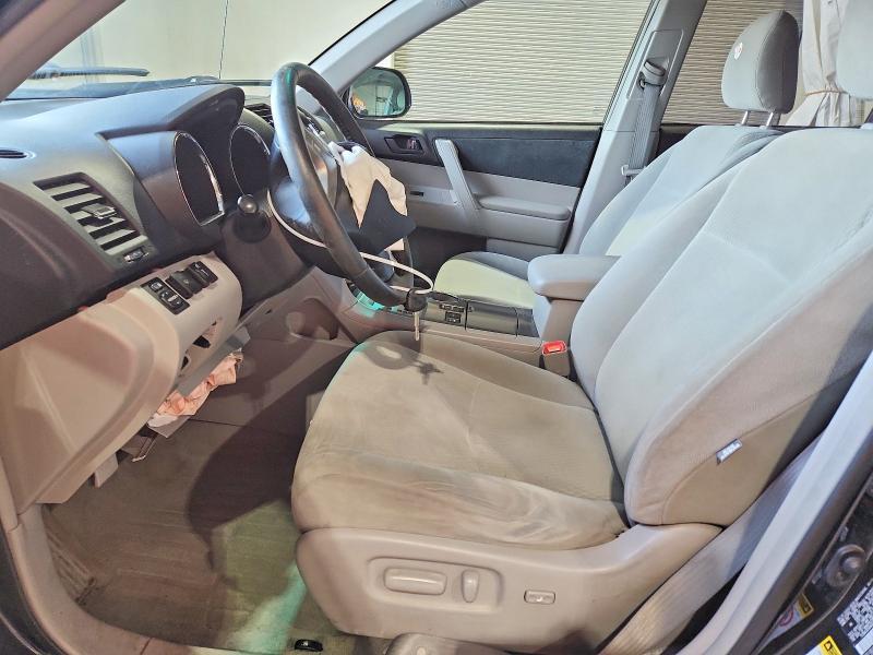 2010 Toyota Highlander Base