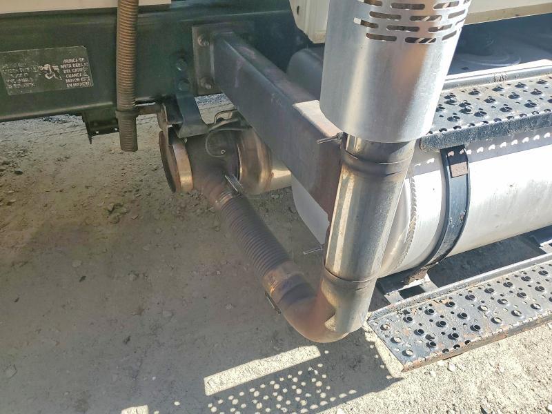 2015 International 4400 Tank Truck