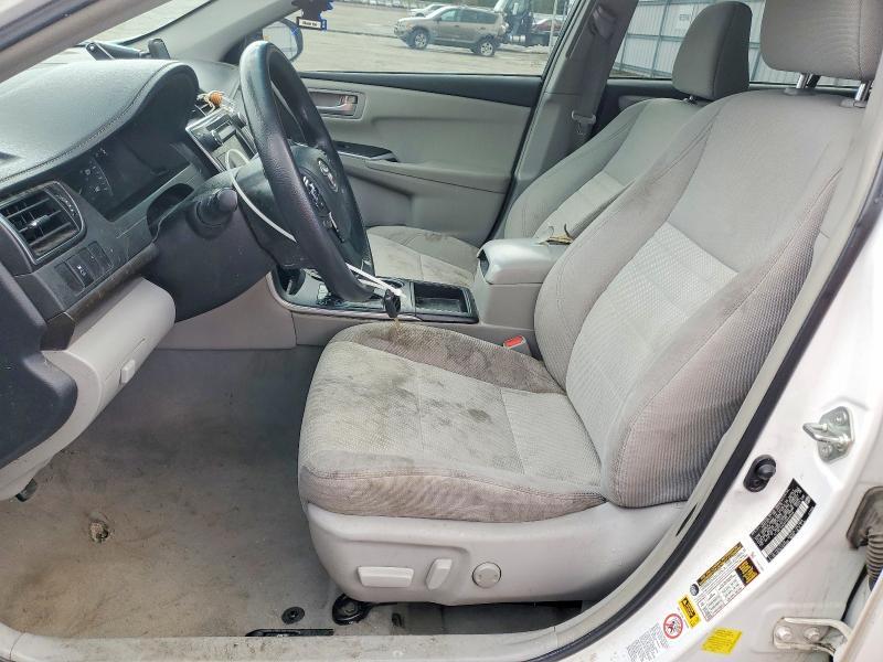 2015 Toyota Camry le