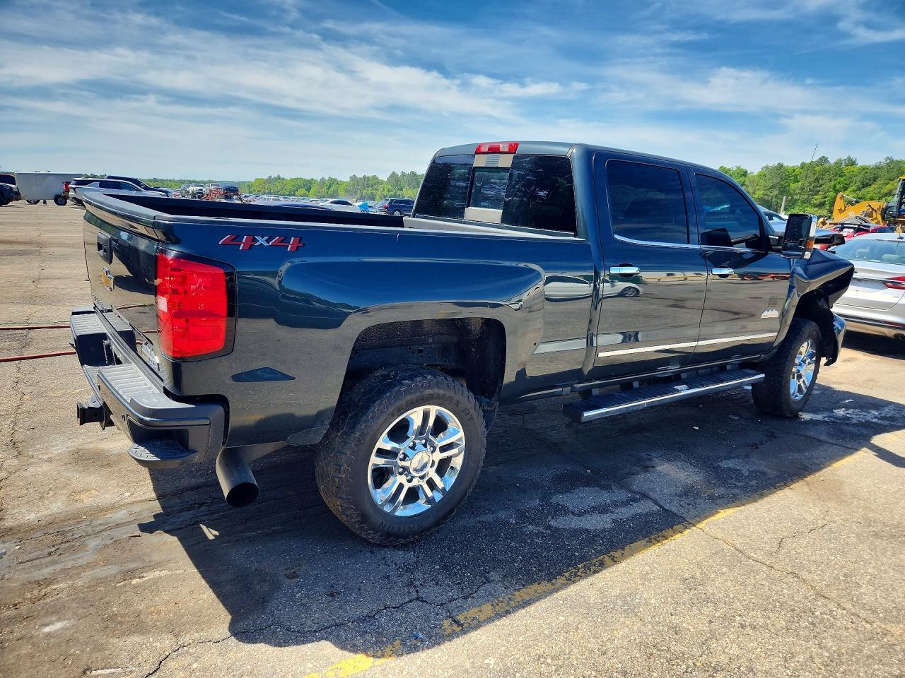 2018 Chevrolet Silverado K2500 High Country