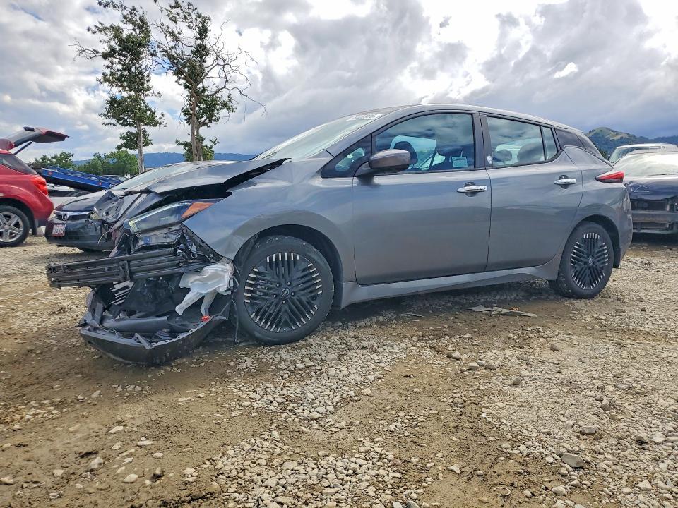 2023 Nissan Leaf sv Plus