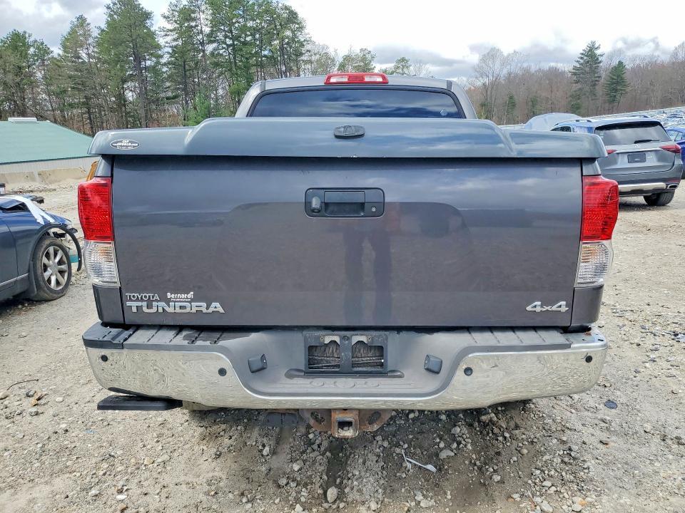 2013 Toyota Tundra Platinum
