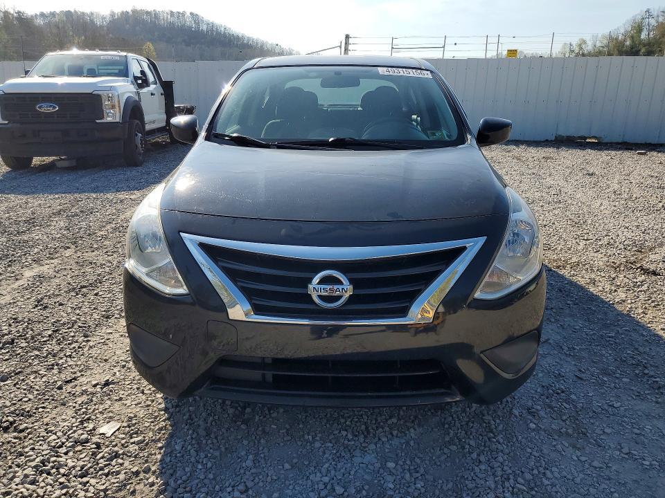 2019 Nissan Versa sv