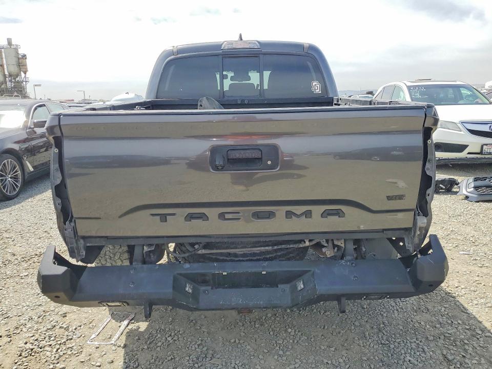 2016 Toyota Tacoma trd Off-road