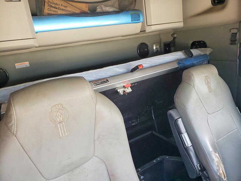2019 KW T680