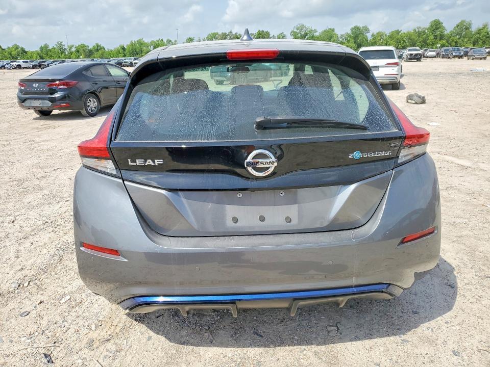 2022 Nissan Leaf s