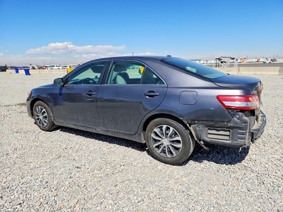 2011 Toyota Camry le
