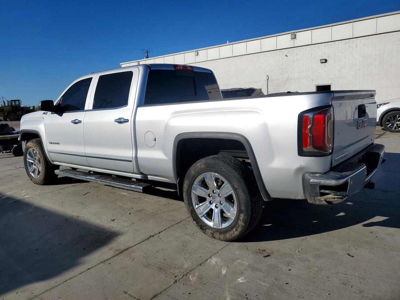 2017 GMC Sierra K1500 SLT