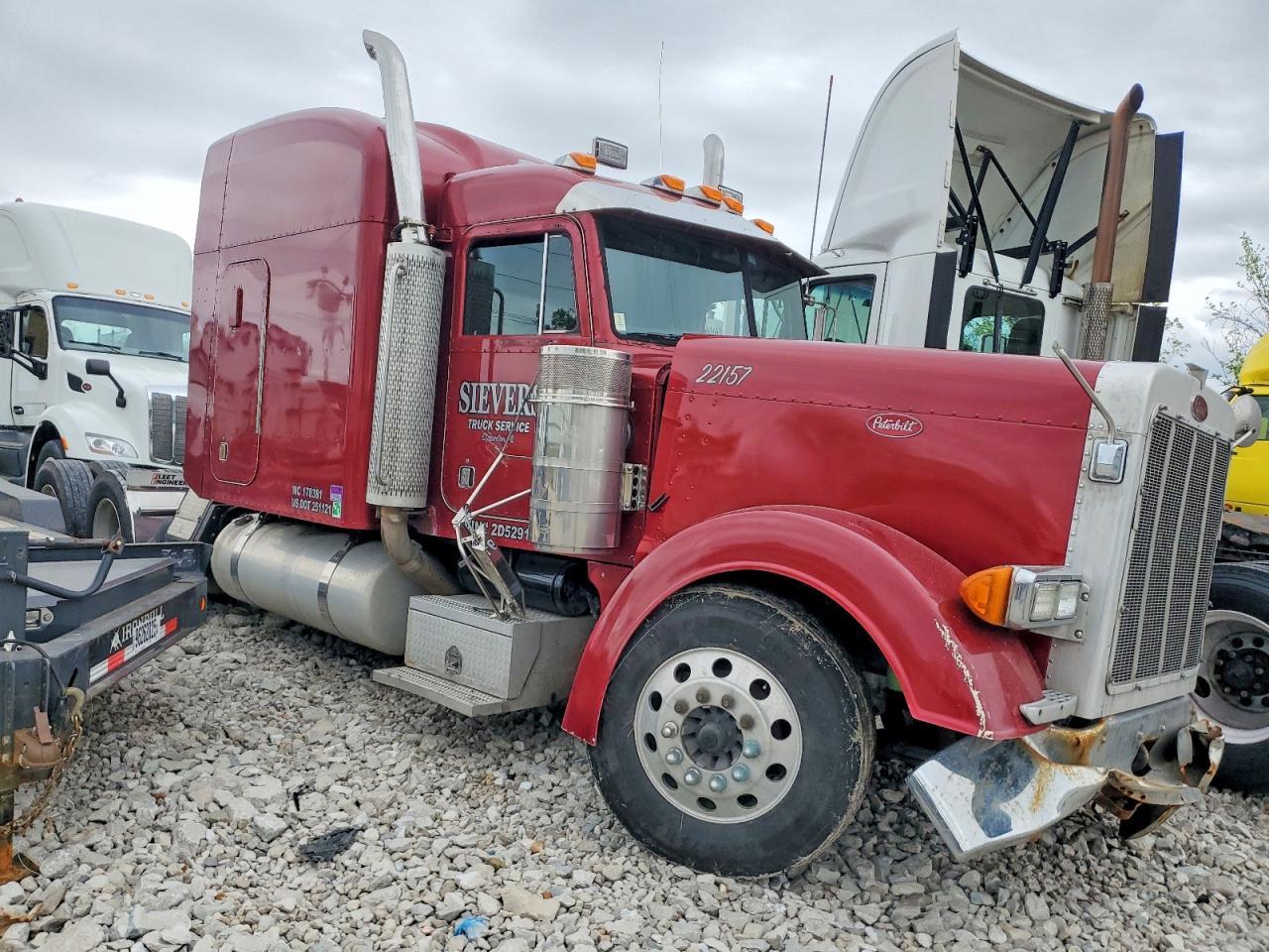 2002 Peterbilt 379