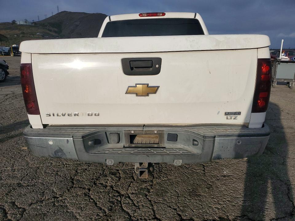 2011 Chev Silverado C1500 LTZ