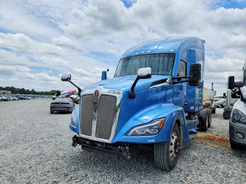2022 Kenworth T680 Semi Truck