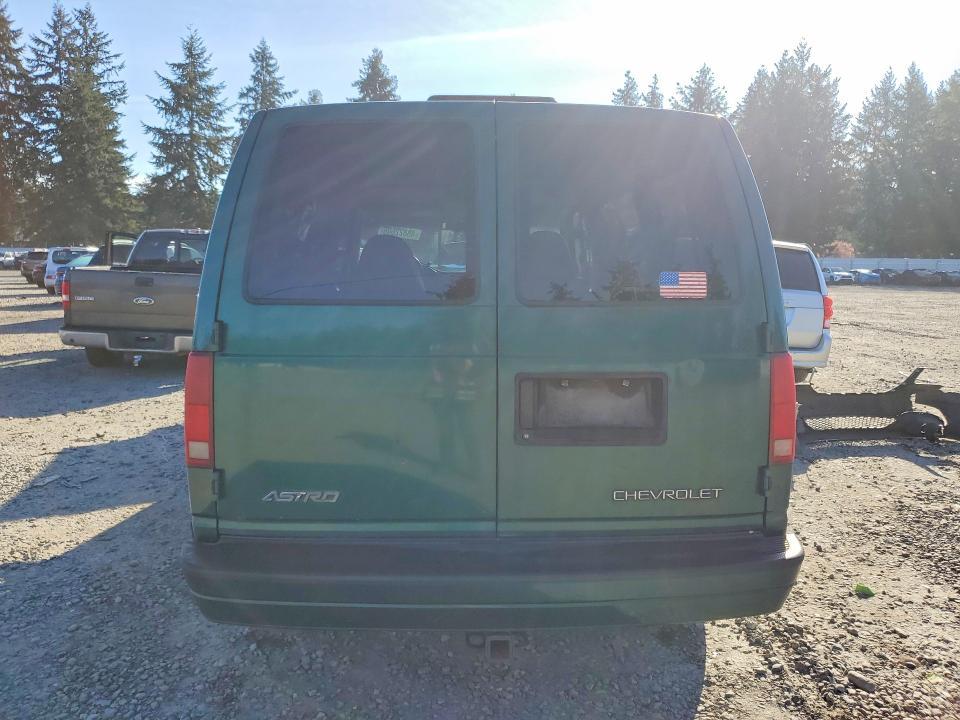 1998 Chev Astro