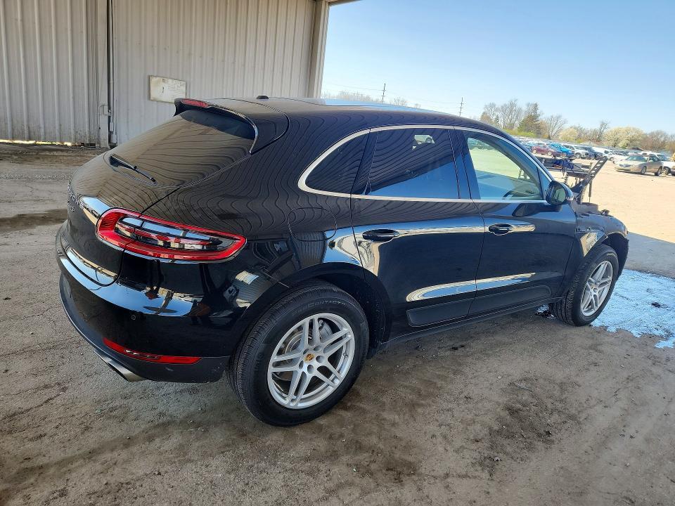 2016 Porsche Macan s