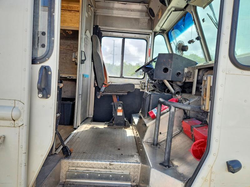 2019 Ford 1220 Delivery Truck