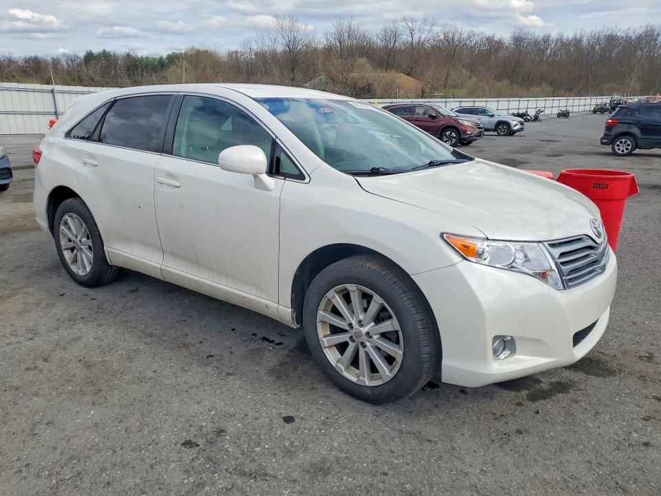 2010 Toyota Venza awd 4cyl