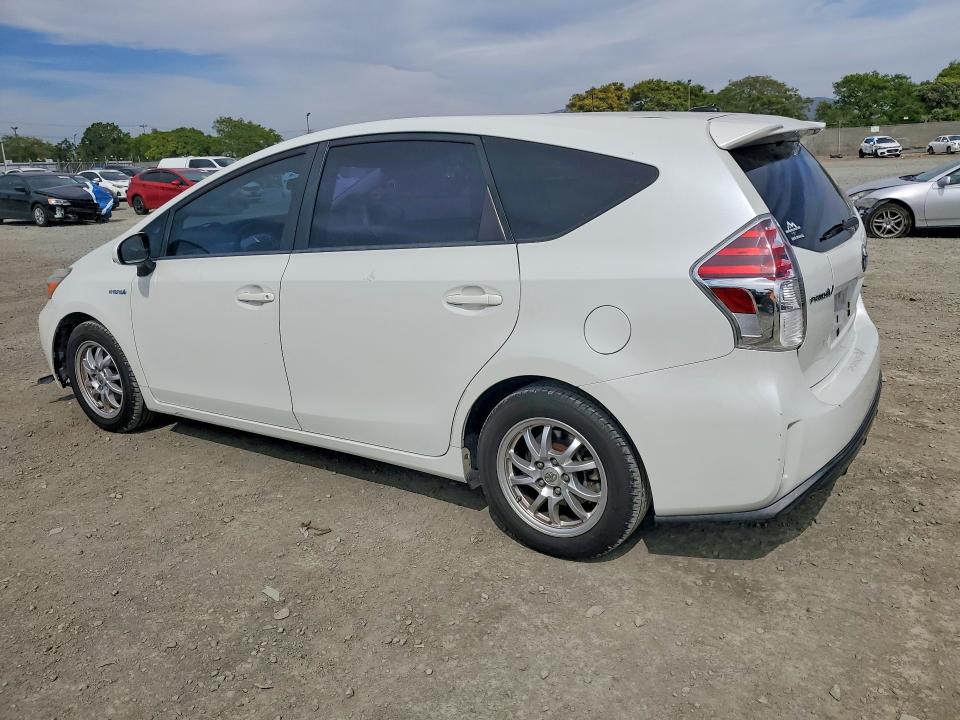 2015 Toyota Prius v Three
