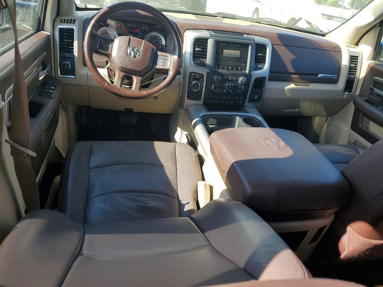 2016 Dodge RAM 1500 SLT