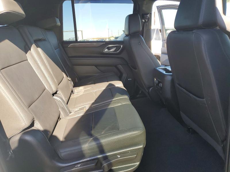 2023 Chevrolet Suburban K1500 lt