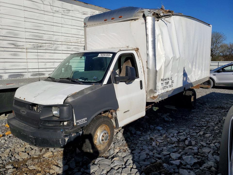 2017 Chevrolet Express G4500
