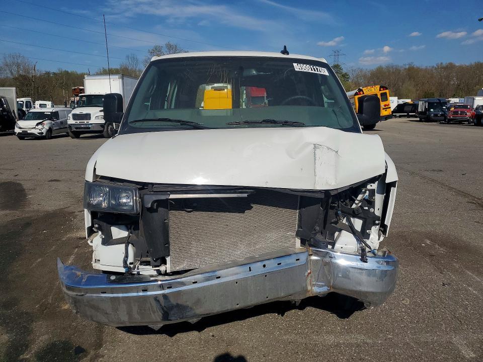 2025 GMC Savana G2500