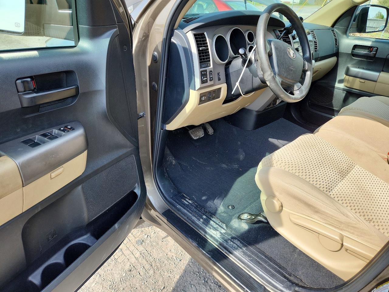 2013 Toyota Tundra Double Cab SR5