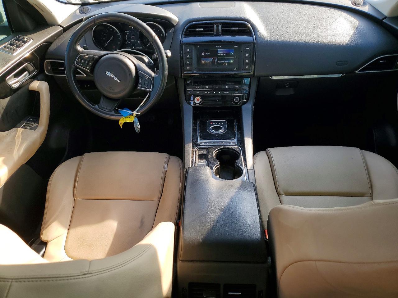 2017 Jaguar F-pace Premium