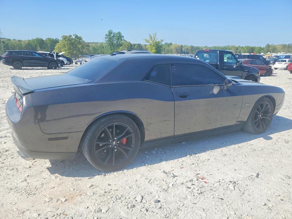 2016 Dodge Challenger r