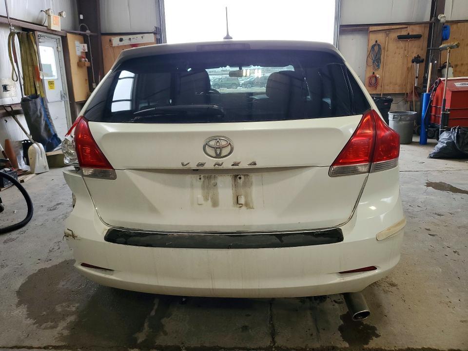2011 Toyota Venza awd V6