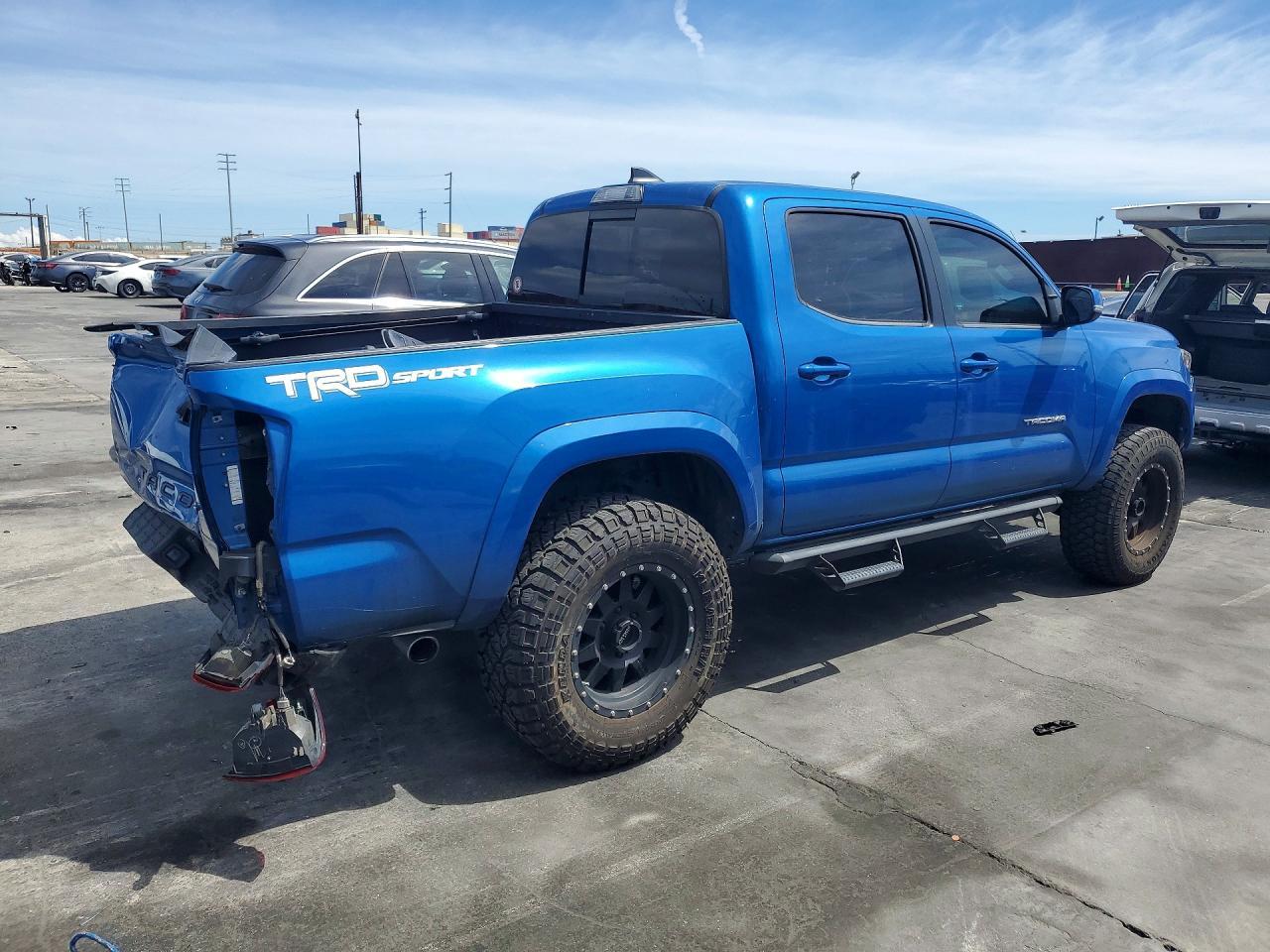 2018 Toyota Tacoma TRD Sport