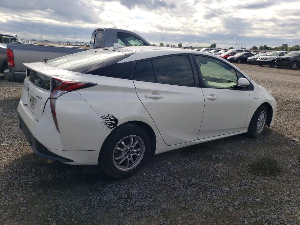2016 Toyota Prius Three Touring