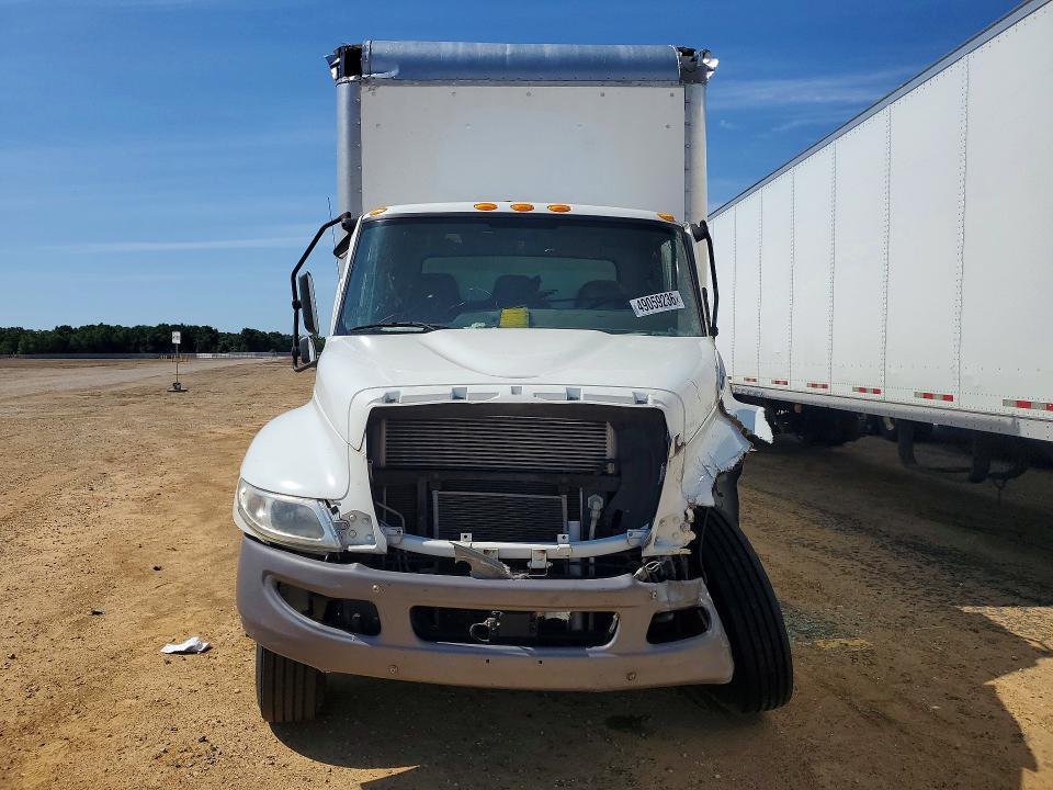 2020 International MV607 BOX Truck