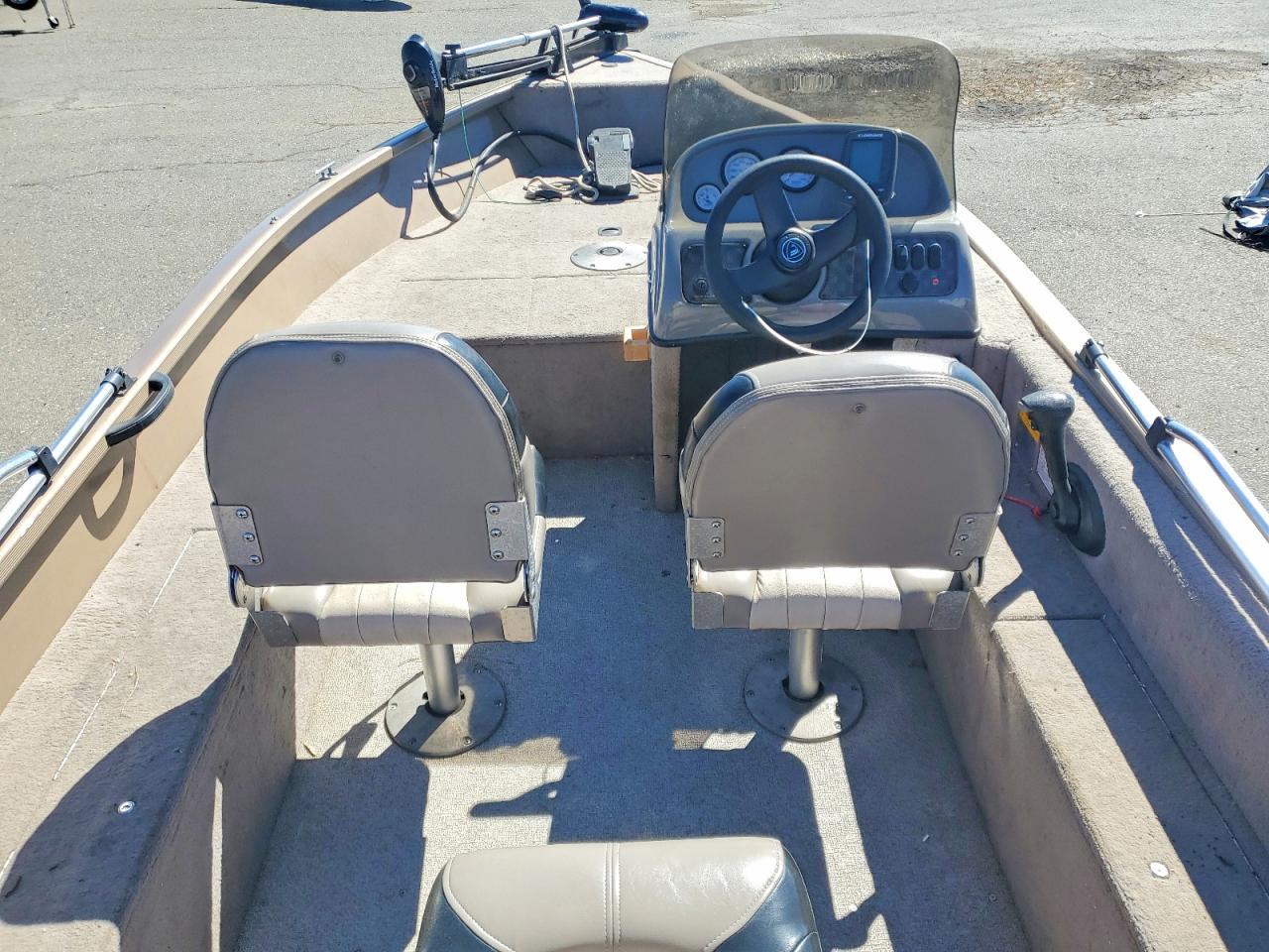 2005 Fisher Boat