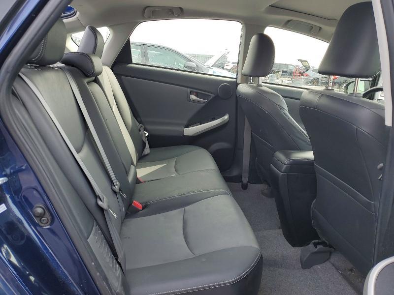 2014 Toyota Prius one