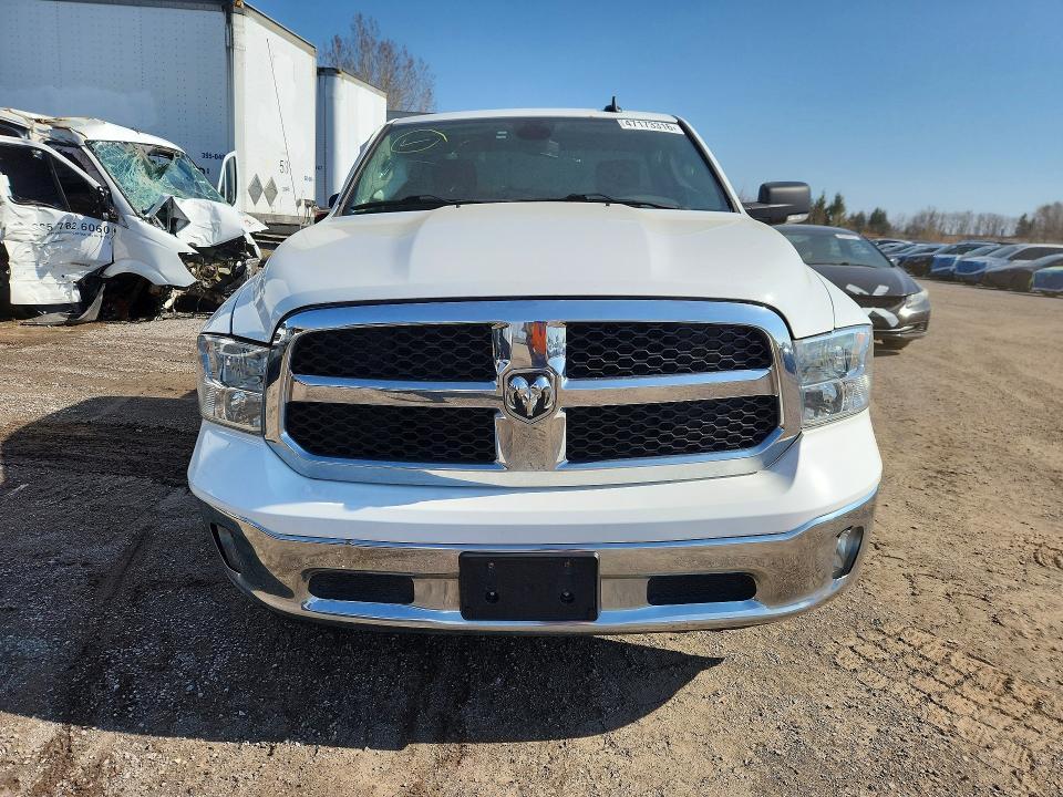 2022 Dodge RAM 1500 Classic SLT