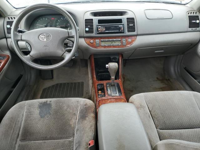 2004 Toyota Camry xle
