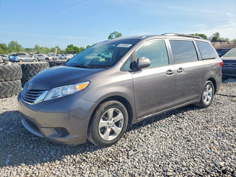 2016 Toyota Sienna le