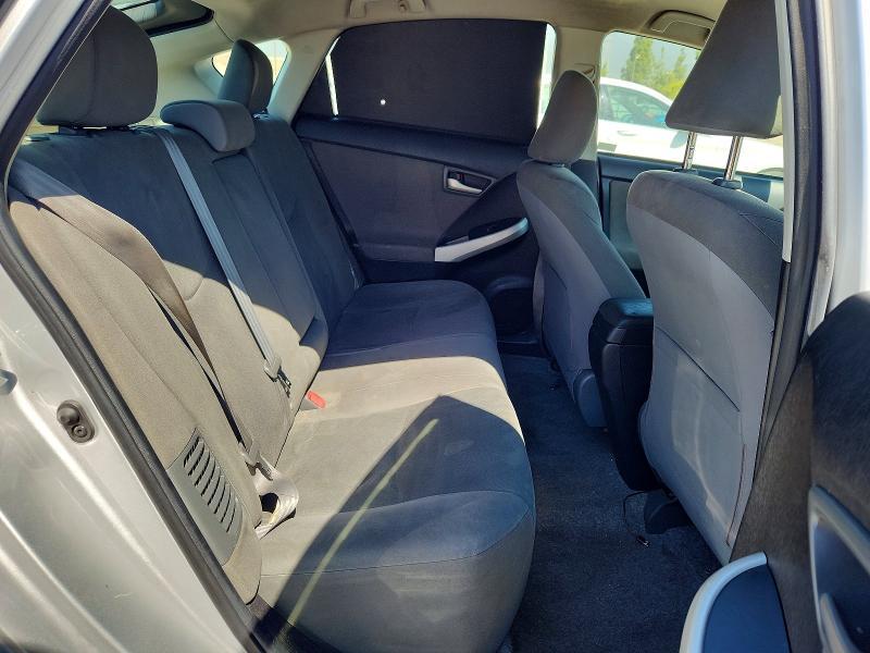 2013 Toyota Prius Plug-in Hybrid Base