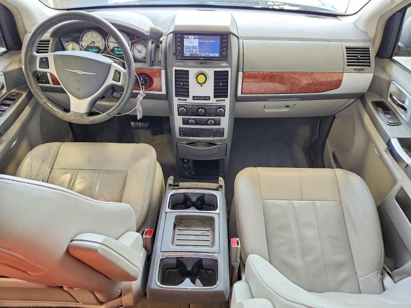 2008 Chrysler Town & Country Touring