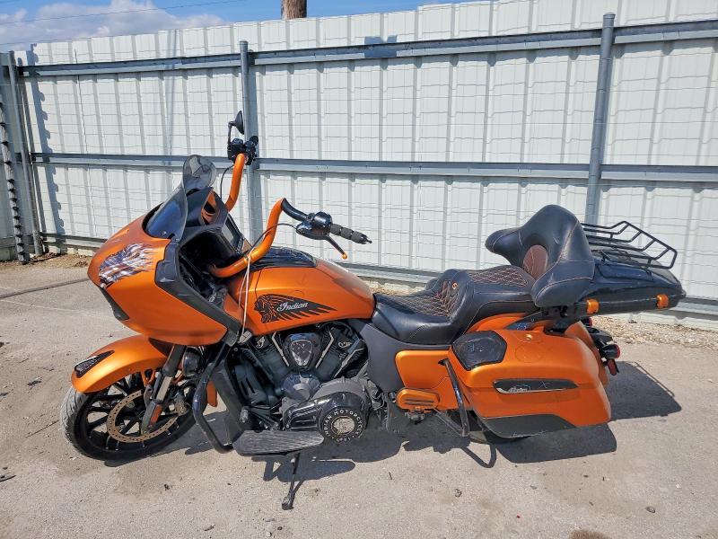 2022 Indian Motorcycle Co. Challenger Dark Horse