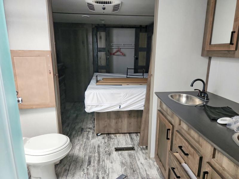 2020 Keystone Sprinter Camper