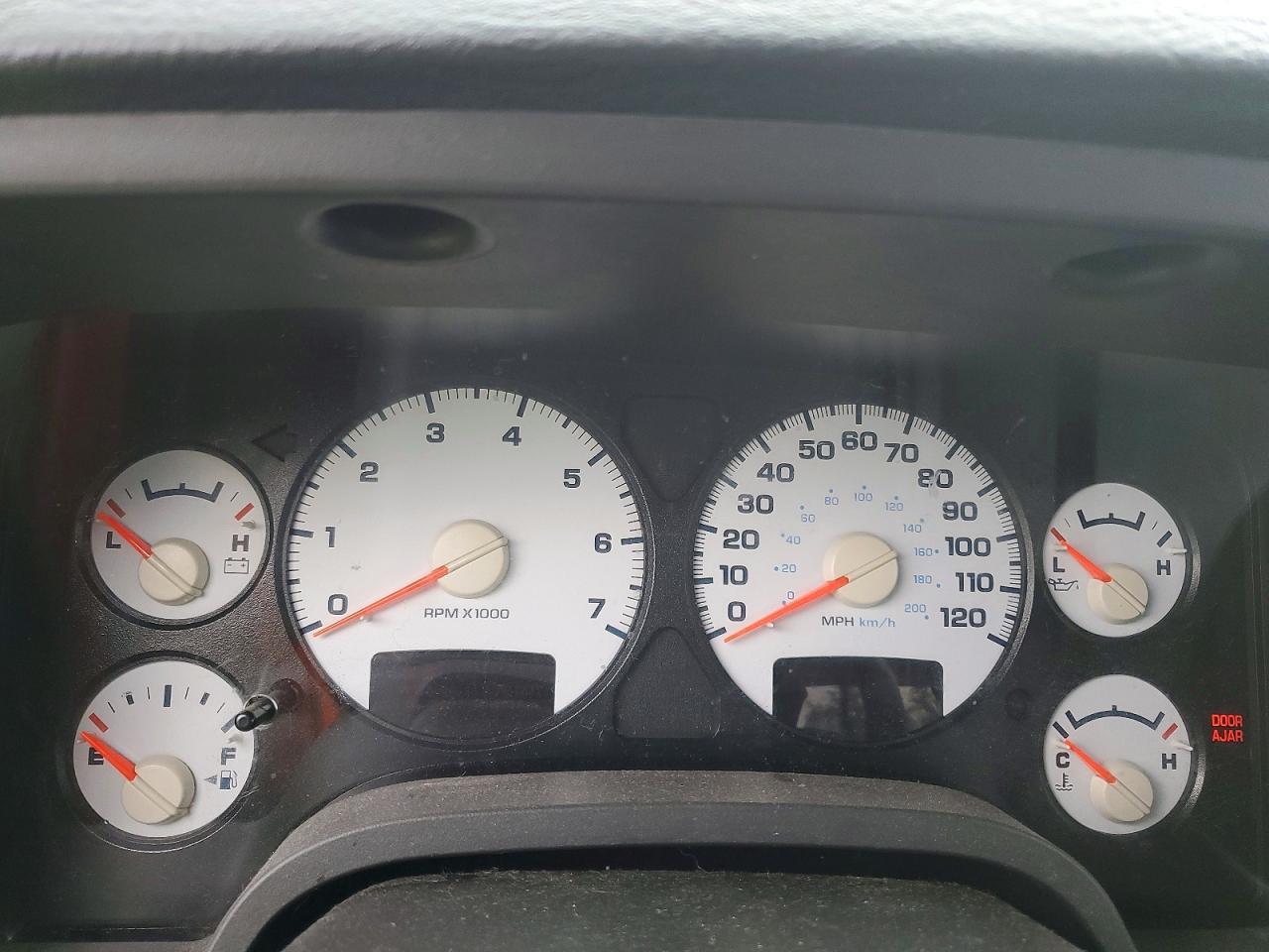 2004 Dodge RAM 1500 ST
