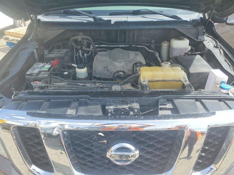 2016 Nissan NV 3500 HD SL