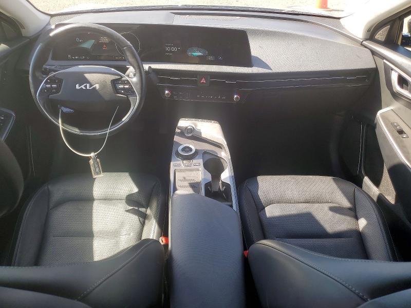 2024 KIA EV6 Wind