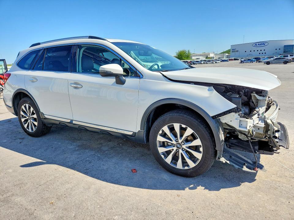 2019 Subaru Outback Touring