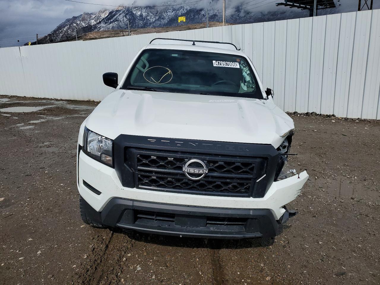 2023 Nissan Frontier S