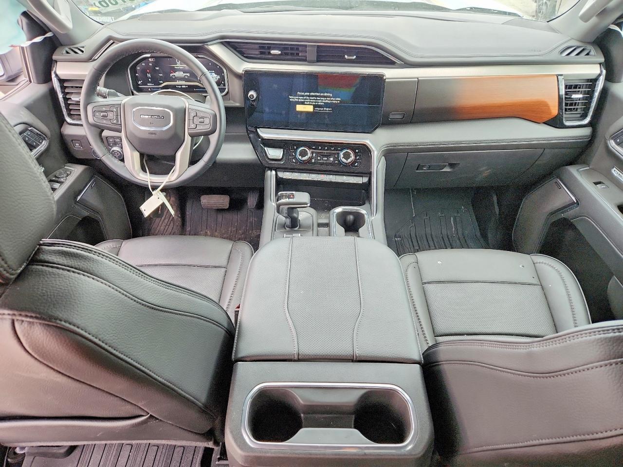2025 GMC Sierra K1500 Denali